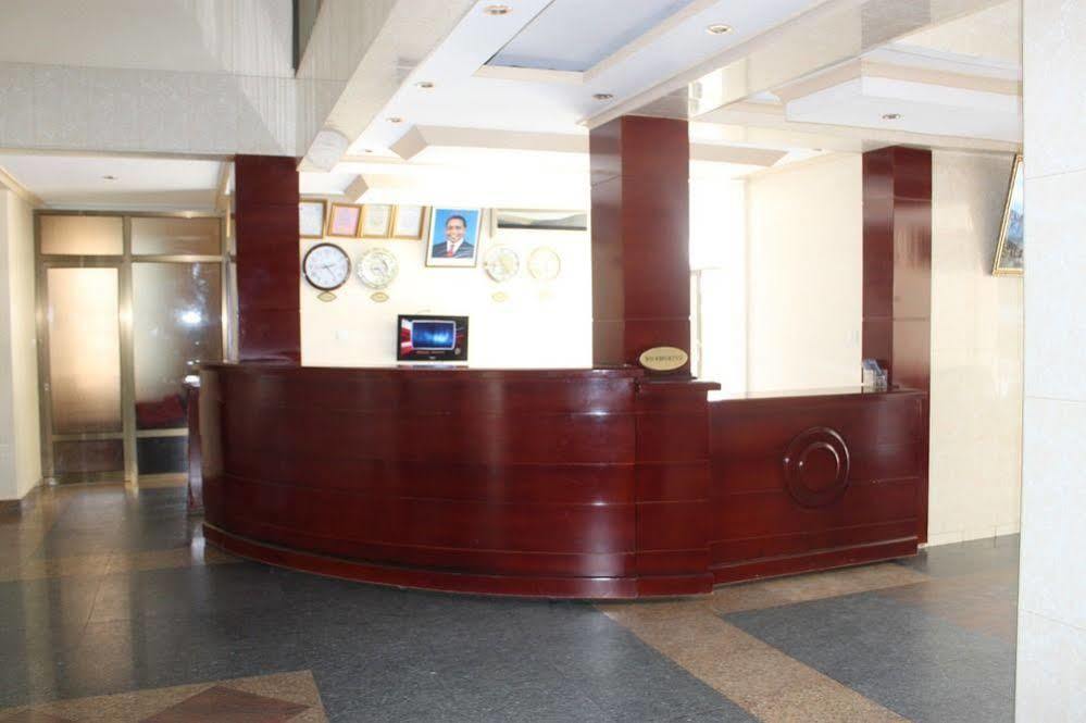 Mic Hotel Дар ес Саалам Екстериор снимка